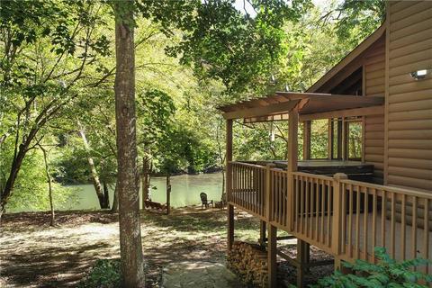 133 Muller Ln, Ellijay, GA 30540