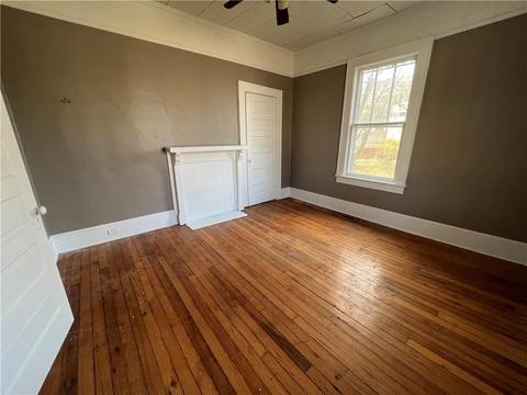349 Forsyth St, Barnesville, GA 30204 photo 11
