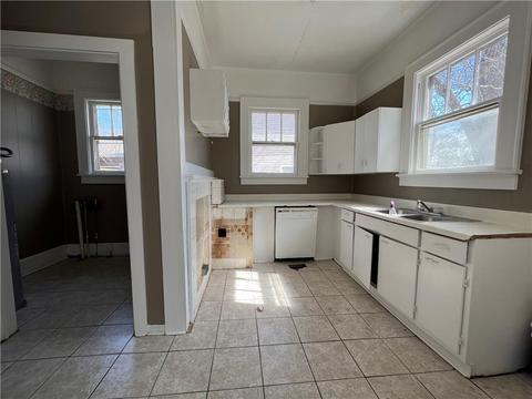 349 Forsyth St, Barnesville, GA 30204 photo 7