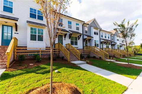775 Green Sapling Trl E #13, Suwanee, GA 30024