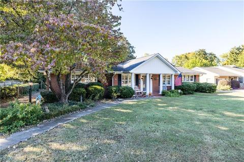 16 Mimosa Dr, Rome, GA 30161