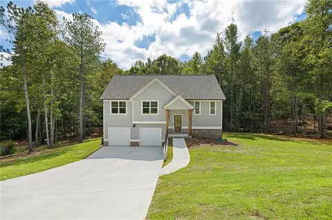 1200 Awenasa Dr, Villa Rica, GA 30180