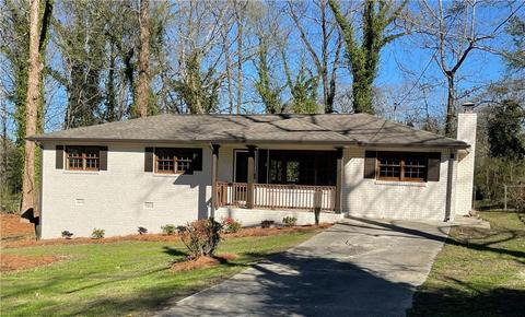 7122 Carolyn Cir, Lithia Springs, GA 30122