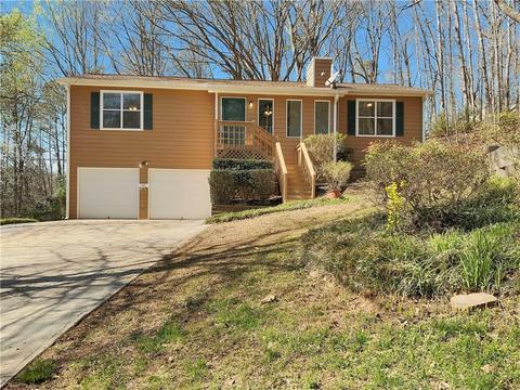 353 Gold Creek Trl, Hiram, GA 30141