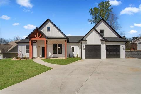 114 Thornwood Dr SW, Rome, GA 30165
