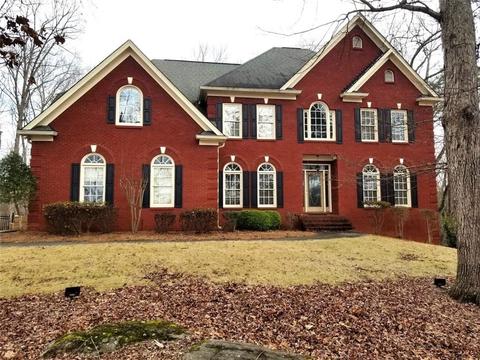 2911 Loch Lomond Dr, Conyers, GA 30094
