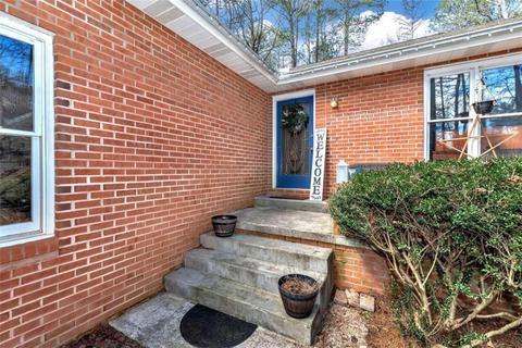 117 Hancock Dr, Toccoa, GA 30577 photo 2