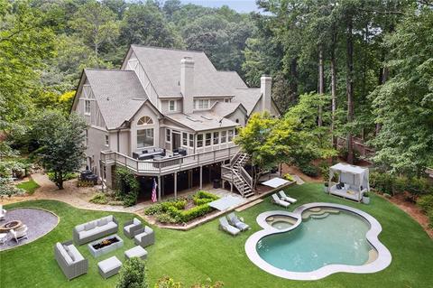 1810 Brandon Hall Dr, Atlanta, GA 30350