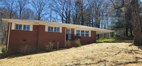 5861 Blue Ridge Dr, Blue Ridge, GA 30513