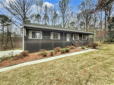 6400 Summer Pl, Douglasville, GA 30135