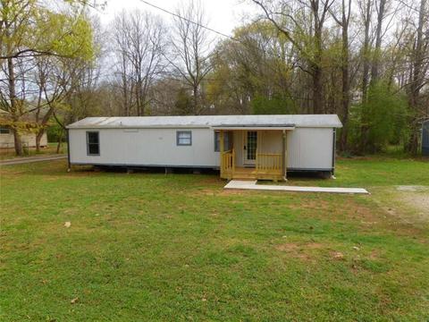 714 Peachtree Rd, Jefferson, GA 30549