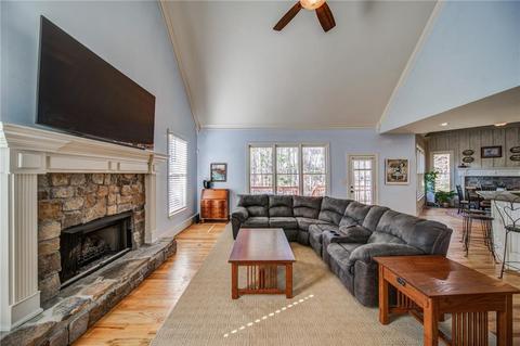 30 Spring Lake Trl, White, GA 30184 photo 12