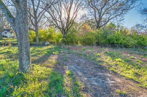 1086 Dee Kennedy Rd, Auburn, GA 30011