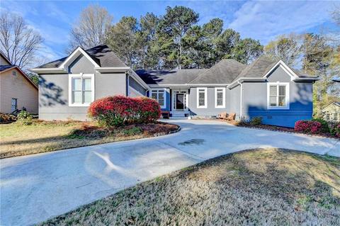 1387 Mill Glenn Ct, Lawrenceville, GA 30045