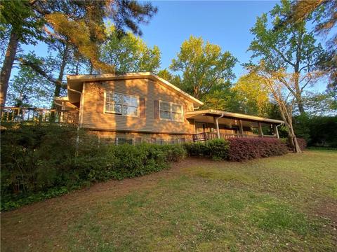 3893 W Lane Dr SE, Smyrna, GA 30080