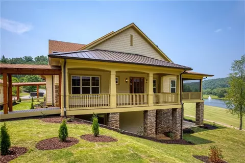 55 Fairway Ct, Dahlonega, GA 30533
