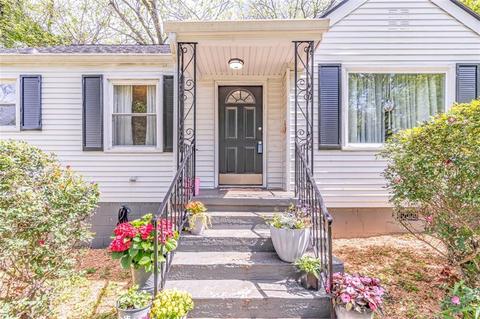 3090 Grove Cir, Hapeville, GA 30354