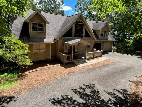 946 Mcelroy Mountain Dr, Big Canoe, GA 30143