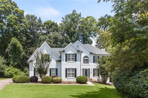 3183 Robinwood Trl, Decatur, GA 30034