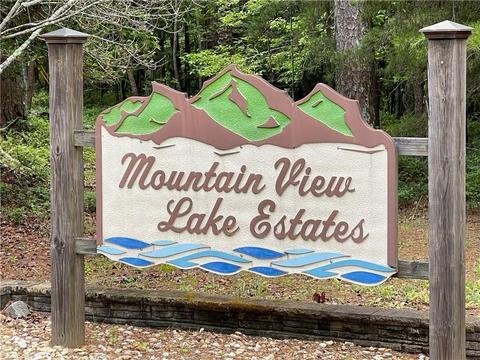 7512 Beachwood Dr, Murrayville, GA 30564