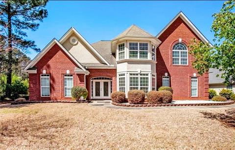 396 Langshire Dr, Mcdonough, GA 30253