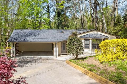 1348 Skylark Dr, Decatur, GA 30033
