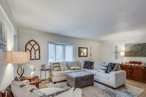 3177 Clairwood Ter, Chamblee, GA 30341 photo 4