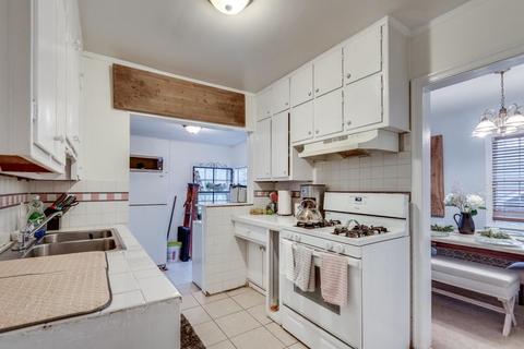 3177 Clairwood Ter, Chamblee, GA 30341 photo 8