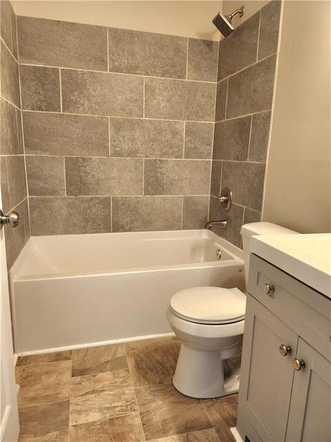 203 E May St, Calhoun, GA 30701 photo 3