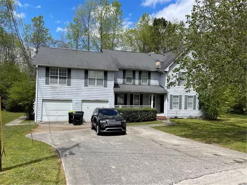 2015 Sitser Ln, Atlanta, GA 30349