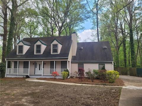2004 Morris Dr, Riverdale, GA 30296