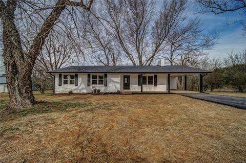 Undisclosed, Jasper, GA 30143