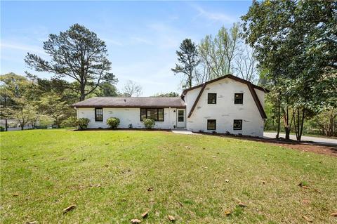 6430 Wells Cir, Douglasville, GA 30135