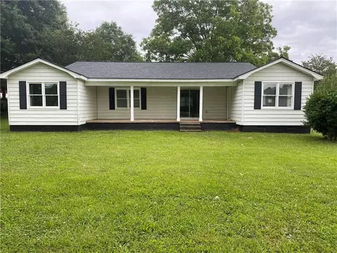 67 Thyatira Brockton Rd, Jefferson, GA 30549