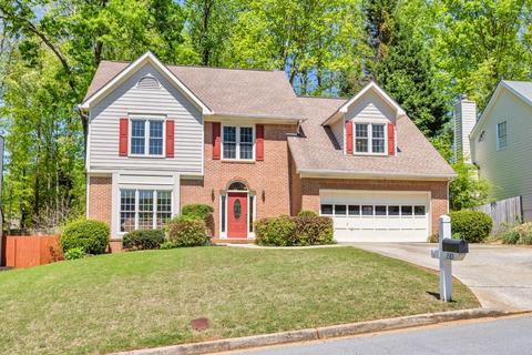 1585 Watercove Ln, Lawrenceville, GA 30043