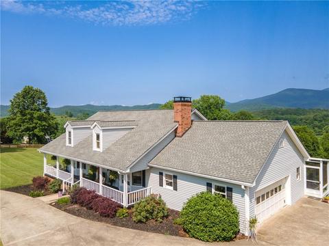 387 Land O Goshen, Clarkesville, GA 30523