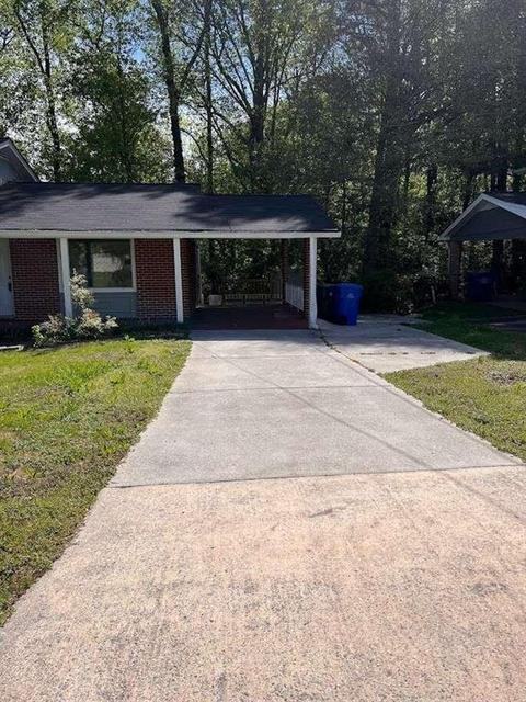 3862 Adamsville Dr SW, Atlanta, GA 30331