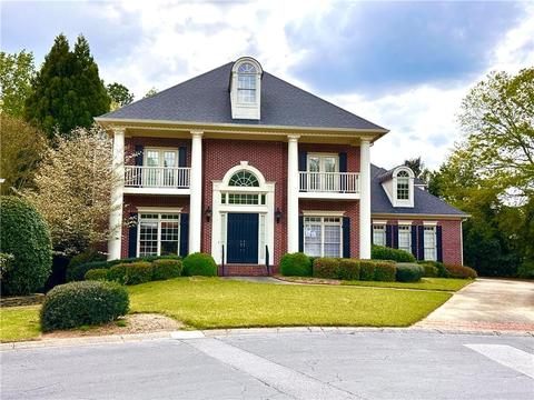 2208 Iron Gate Dr SE, Smyrna, GA 30080