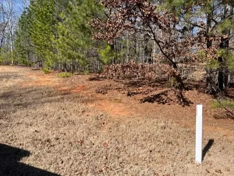 5280 Edgewood Dr, Douglasville, GA 30135