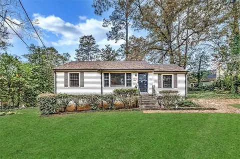 2274 Rugby Ter, College Park, GA 30337