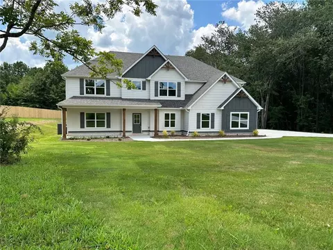 261 Caney Creek Rd, Carrollton, GA 30116