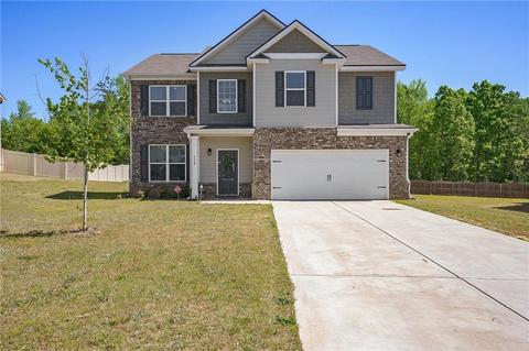 208 Sophie Cir, Locust Grove, GA 30248