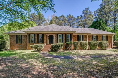 3184 Spring Lake Dr NE, Conyers, GA 30013