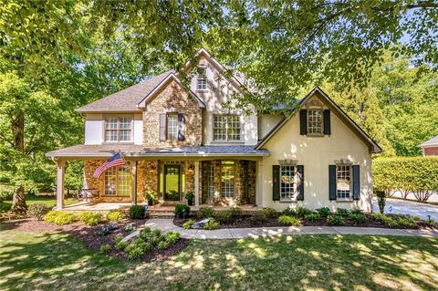 4015 Devereux Chase, Roswell, GA 30075