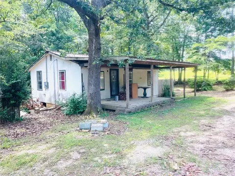 7018 Phillips Mill Rd, Douglasville, GA 30135