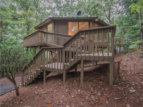 157 Treetop Knoll Dr, Big Canoe, GA 30143