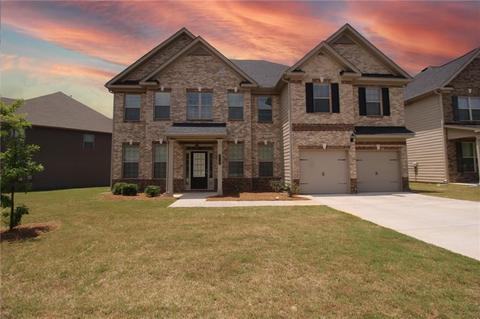 3517 Hideaway Ln, Loganville, GA 30052