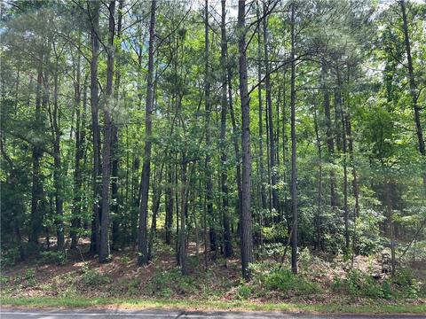 000 Harbour Shores Dr, Jackson, GA 30233