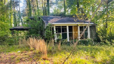 3150 Oakcliff Rd NW, Atlanta, GA 30311