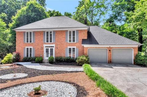 510 Calaveras Dr, Sandy Springs, GA 30350